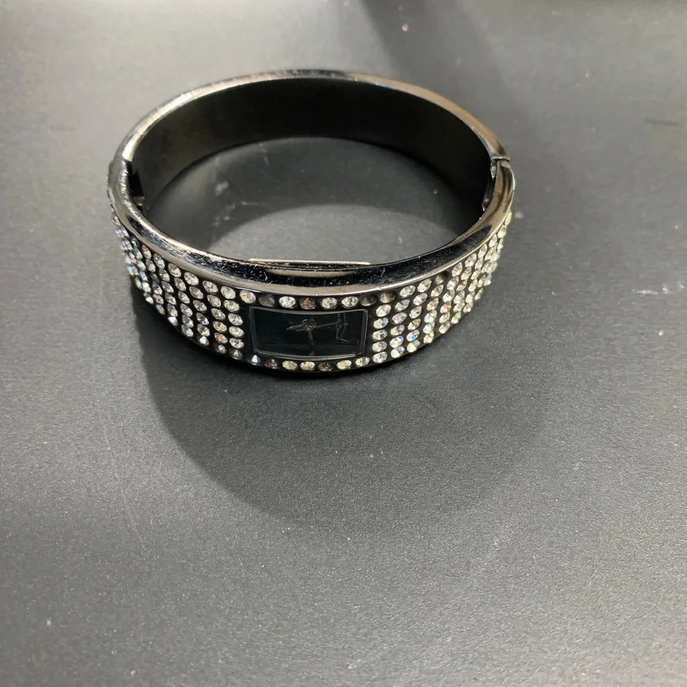 Senso di Donna Rhinestone Bangle Watch Silver Tone Black Dial Quartz Cuff